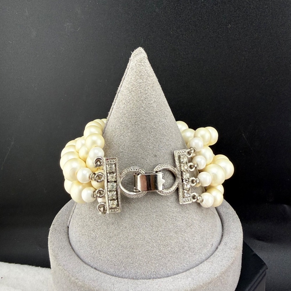 Vintage Imitation Pearl Bracelet Silver Tone Rhinestone 7"